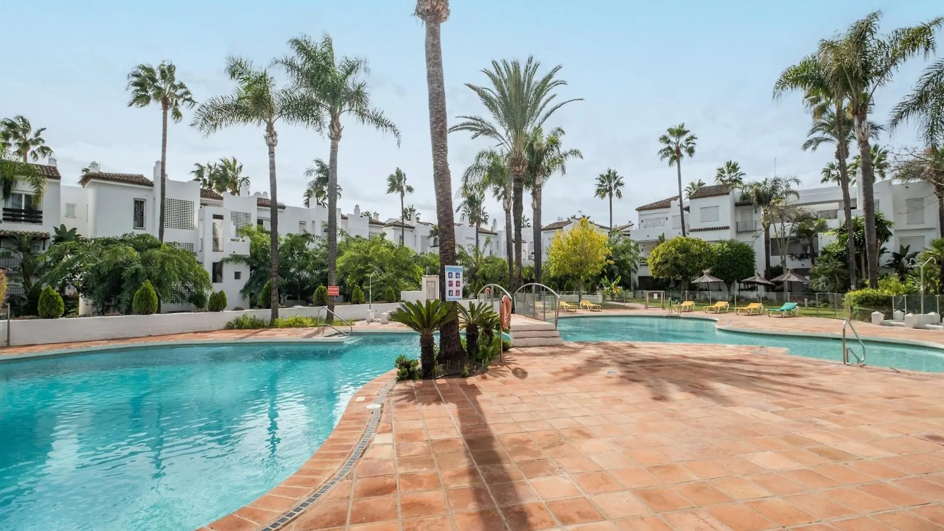 Appartamento In Estepona
