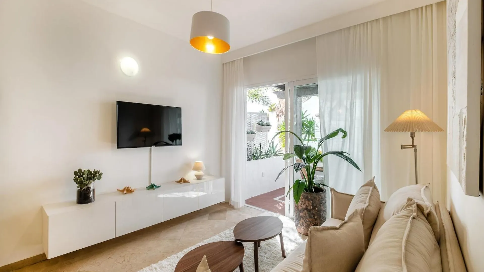 Appartamento In Estepona Apartment